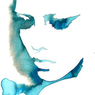 Blue Doll House (@bluedollhouse)