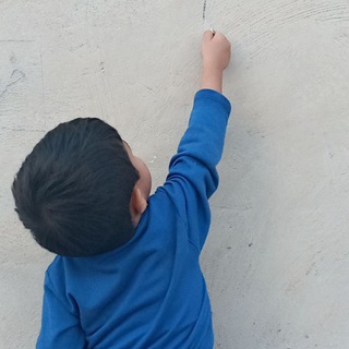 باژگون‌‌نِوِشت (@hoseini_pr)