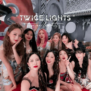 𓏲࣪ . 𝙏𝙒𝙄𝘾𝙀 𝙇𝙄𝙂𝙃𝙏 ࣪ ˖ (@twice_lights)