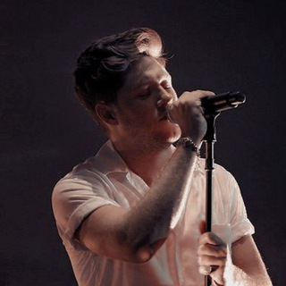 محافظ (@niallupdates)
